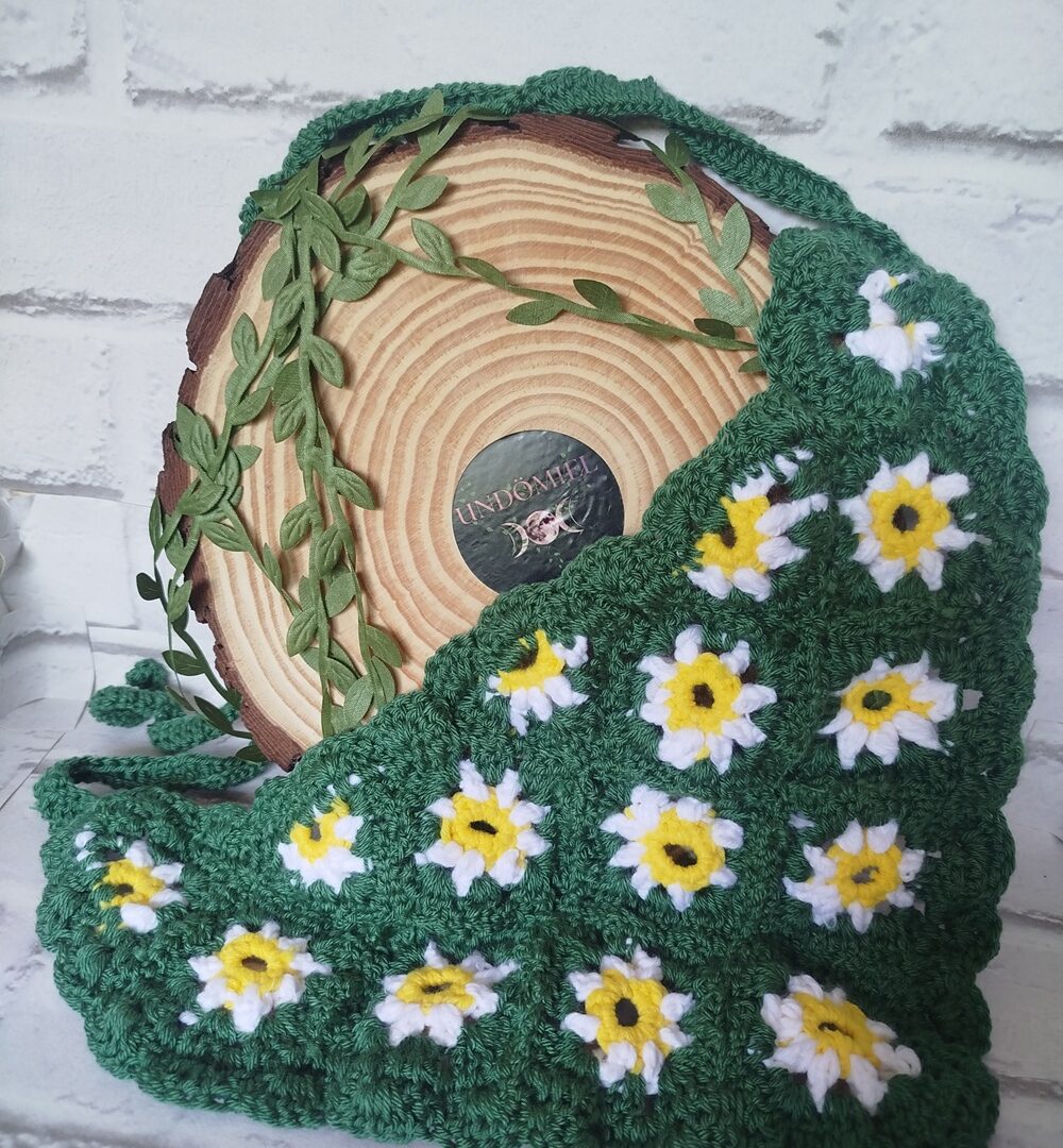 Pañoleta Élfica de Crochet (Verde Flores)